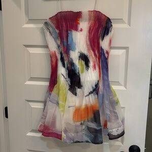 Aje brand size 10
Pleated mini dress with thin straps or you can wear strapless